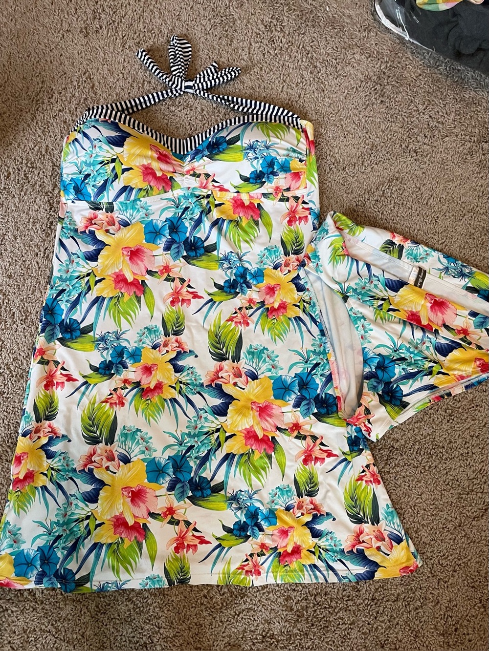 Tommy Bahama Woman’s Swim Two piece Halter Dress and Bikini bottom Sz Xl - Picture 1 of 8